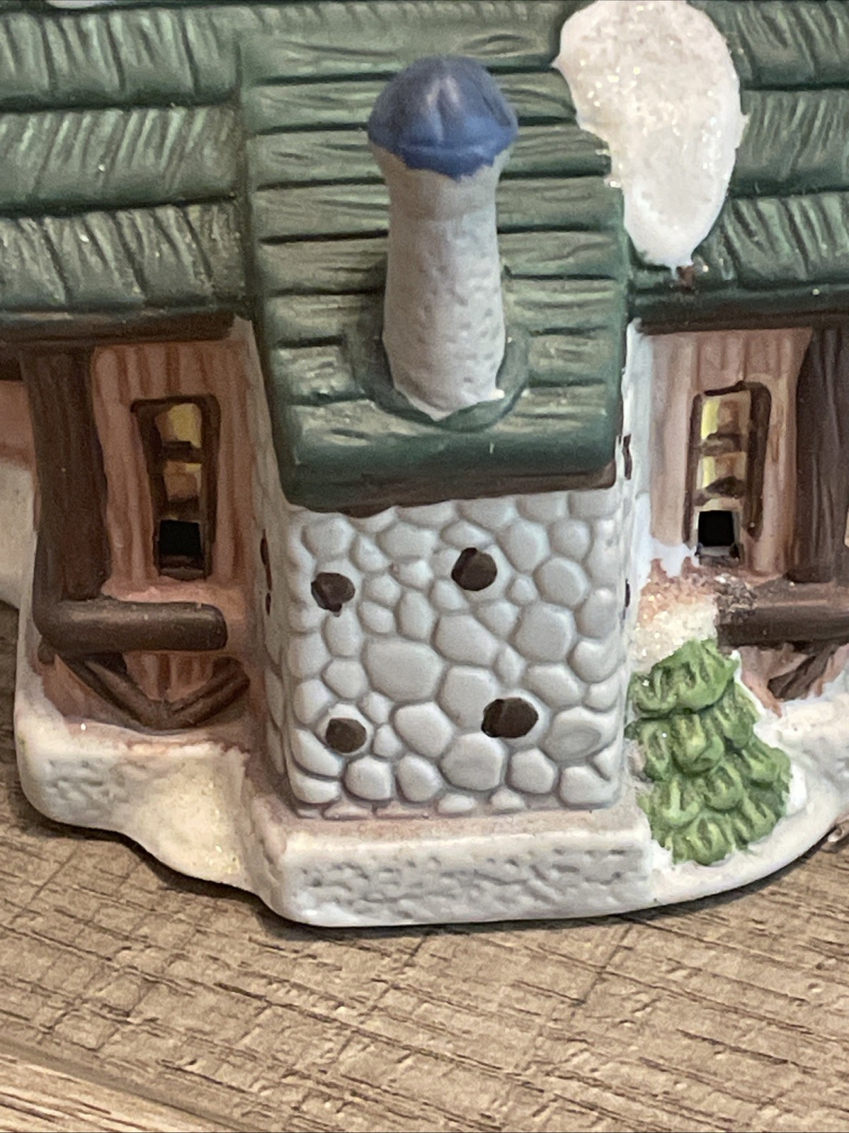 Vintage 2001 Cobblestone Corners Christmas Village Sasler House Dollar Tree