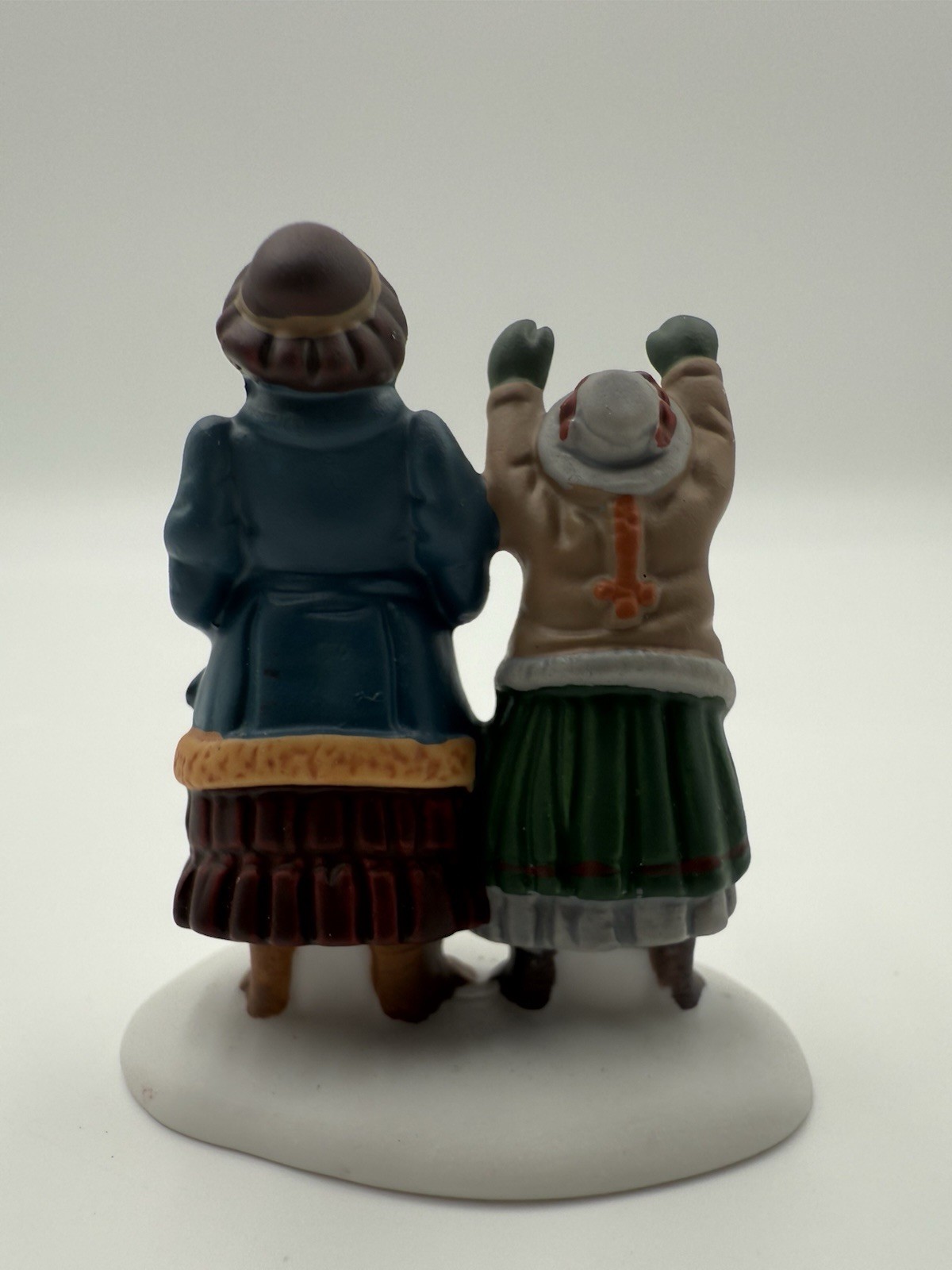 Department 56 – Dickens Village – The Bird Seller (set of 3) #5803-3