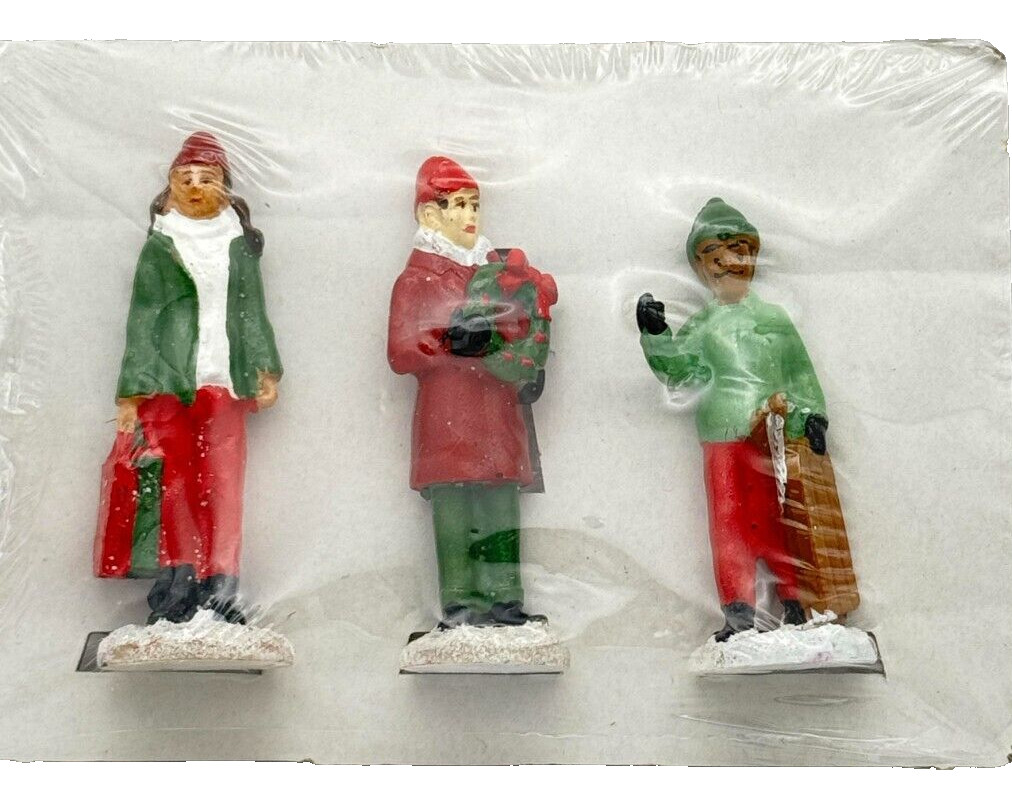 Target Bullseye 2023 Mini Winter Village Adult People Set 2023 T41