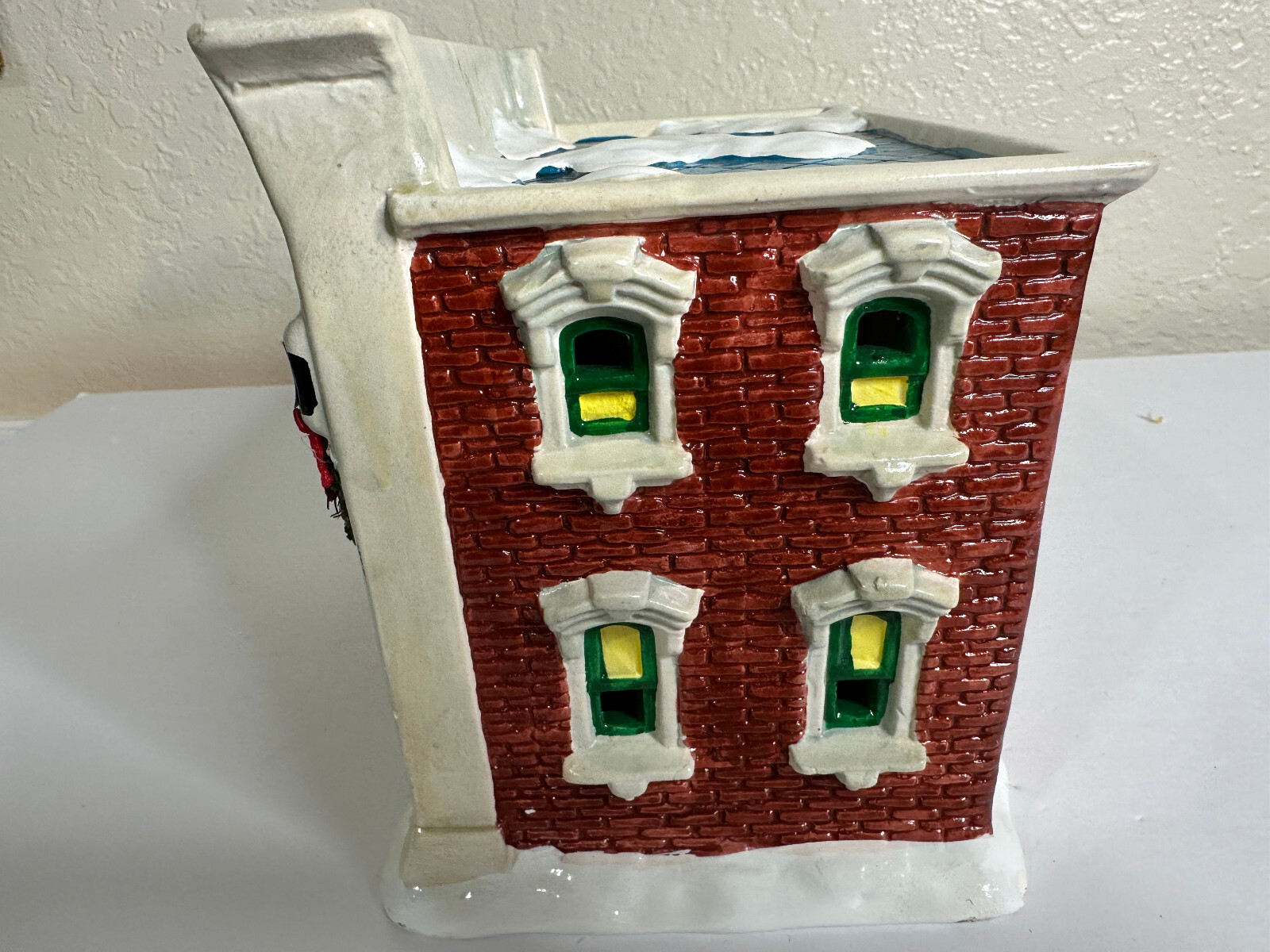 Vintage SEASONAL SPECIALTIES FURNITURE LIGHTED CHRISTMAS VILLAGE