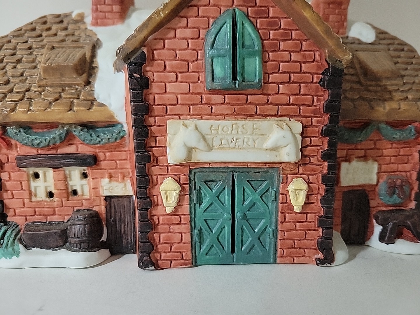 NOMA “Horse Livery” Hearthside Village Porcelain Lighted House 1992 w/Box