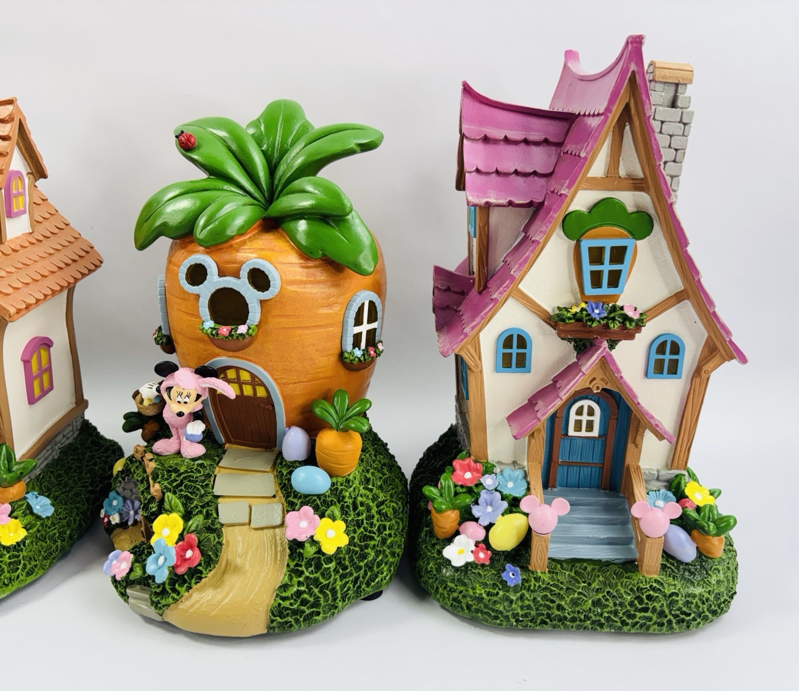 Disney Spring Village 13 Piece Easter Lighted Musical Set Mickey Winnie Pooh