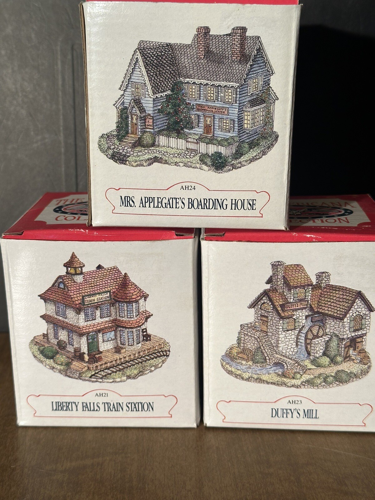 Liberty Falls / Americana Collection 11 Piece Lot In Mint Condition With Boxes!!