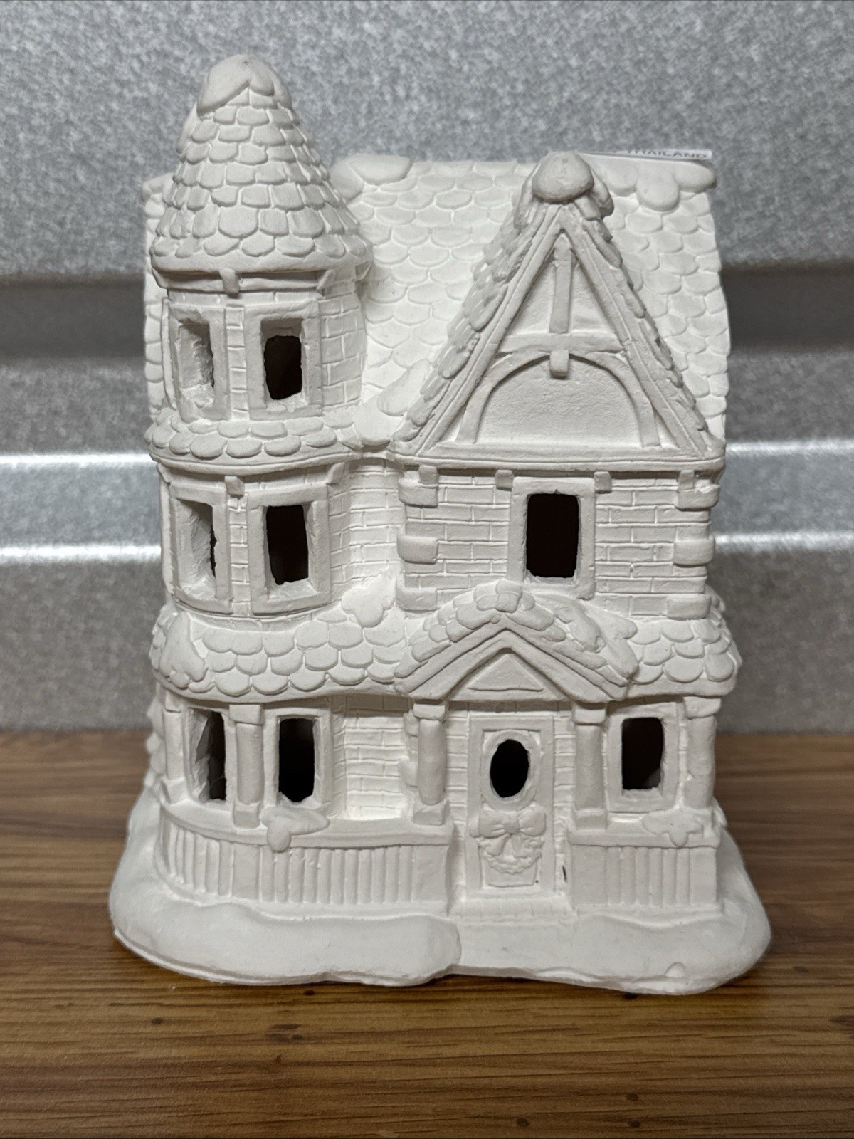 California Creations SE160 BEACON HILL HOUSE HOME Plaster Christmas Village
