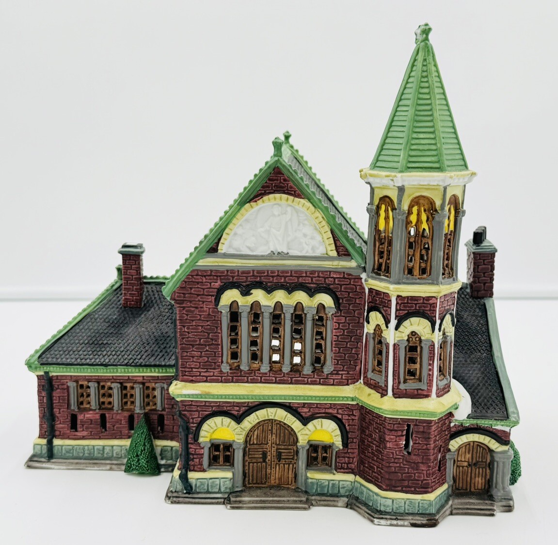 Lemax Village Collection 1994 Bethlehem Cathedral Lighted Church No Box Works