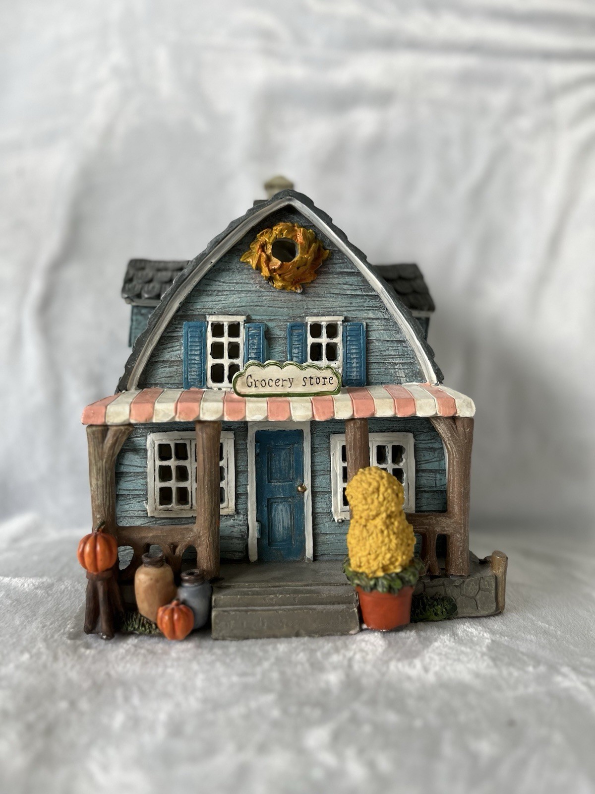 Harvest Town Lighted Grocery Store Fall Autumn Village Resin House Decor Works