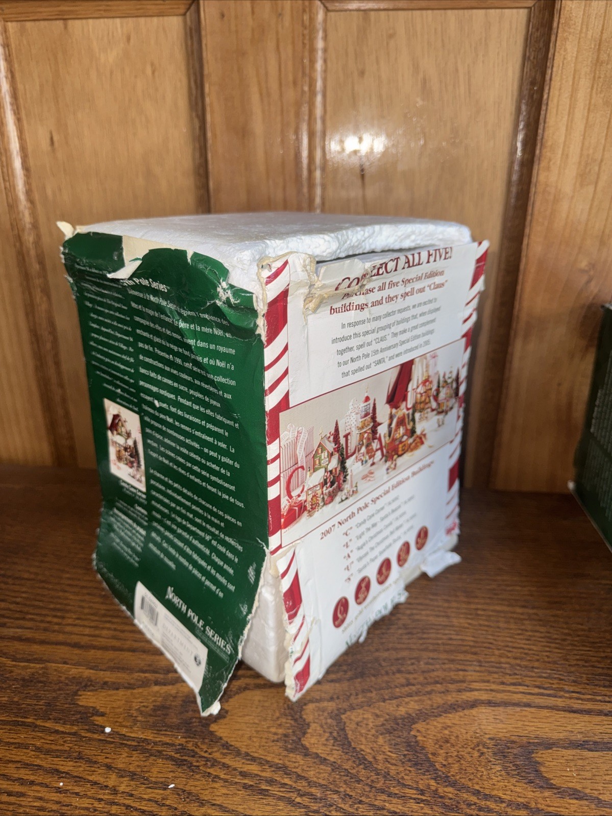 Dept 56 “Candy Cane Corner” #56.56952 North Pole Series – EUC – BOX IS HORRIBLE