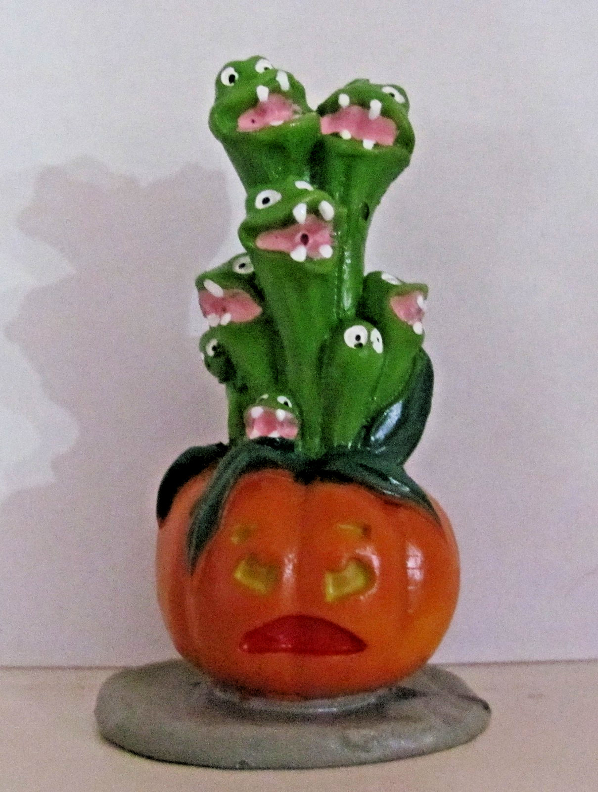 Lemax Spooky Town Accessory – Hungry Houseplant Horror, Set Of 5 #44314