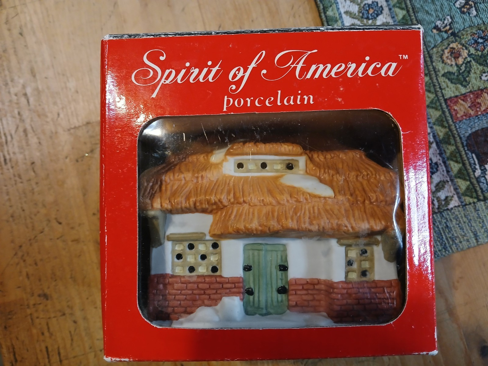 Santa’s Best-Christmas Cottage-Spirit Of America – 1994