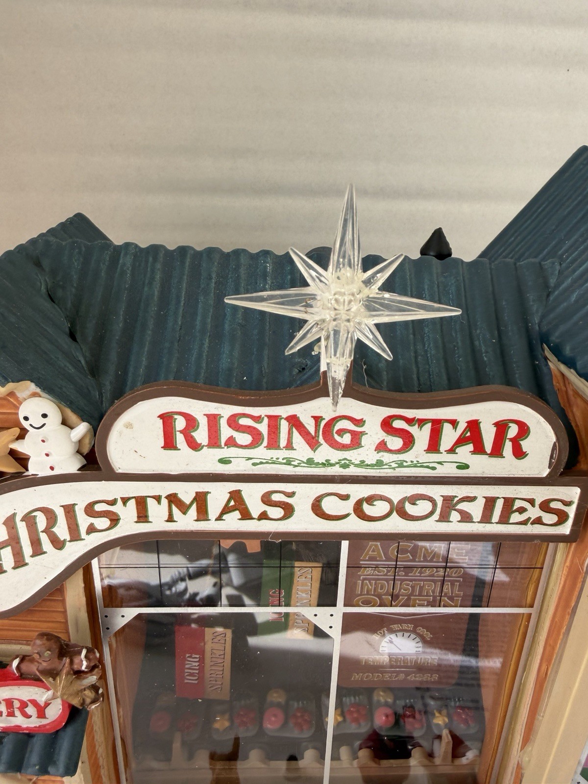 Lemax Rising Star Bakery # 35557 Christmas Cookies Factory Holiday Village READ