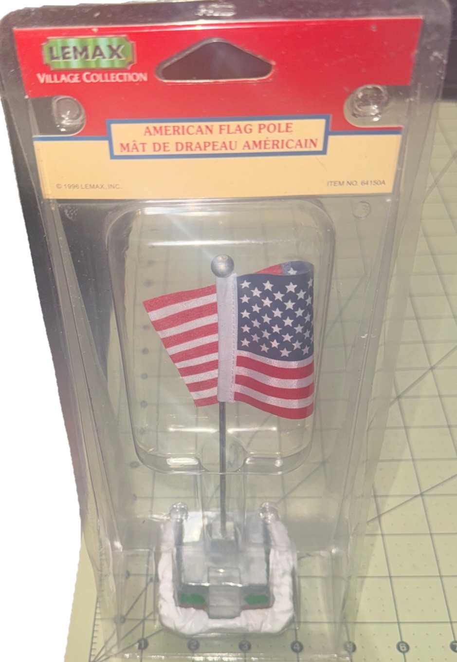 Lemax Christmas Village Collection American Flag Pole 64150A Retired 1996