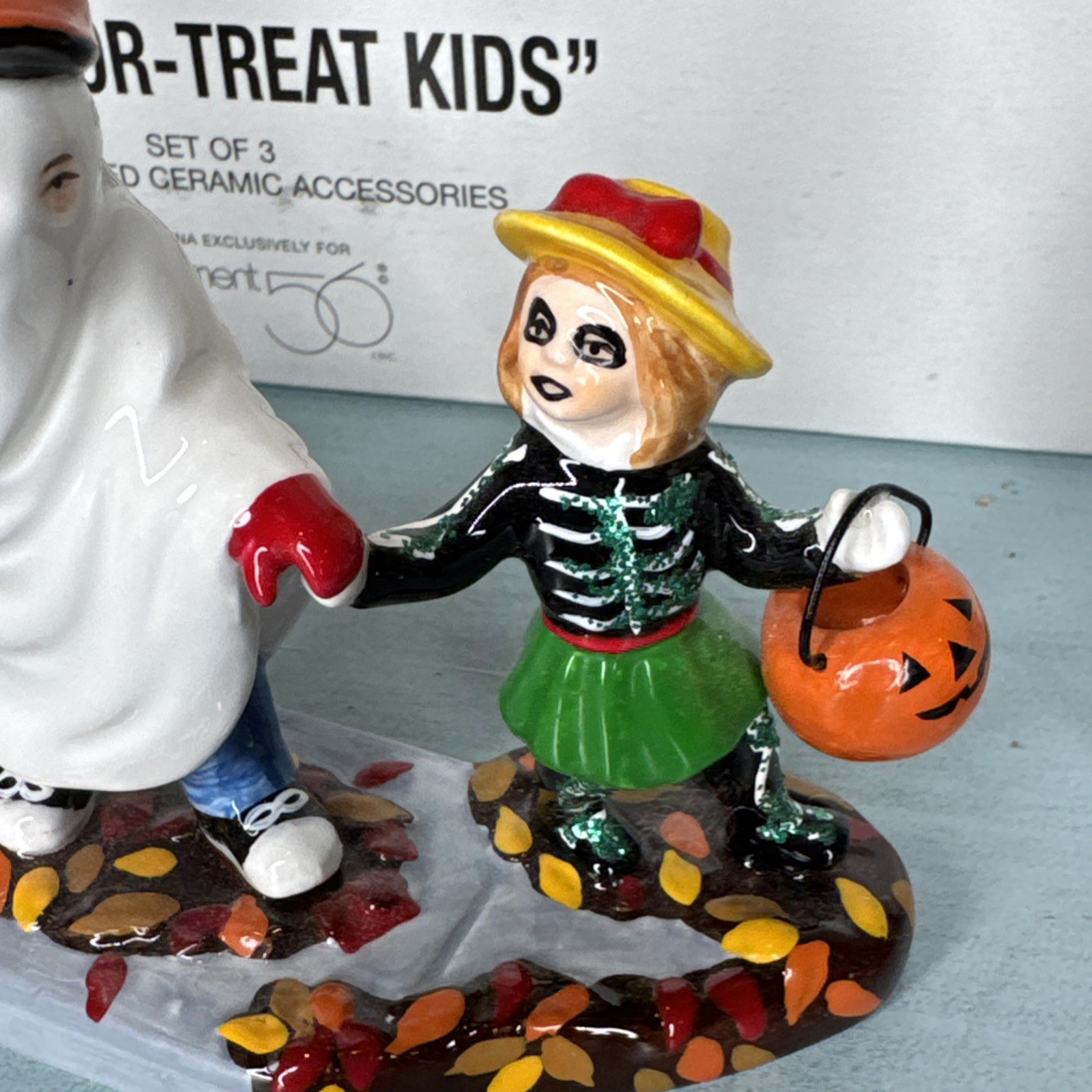 Dept 56 Snow Village Halloween TRICK-OR-TREAT KIDS 3 Piece Set – #54937 – w Box