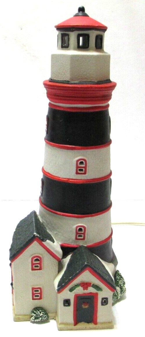 Lemax Christmas Village 1998 Plymouth Corners Lighthouse # 85274 10 1/8″ T