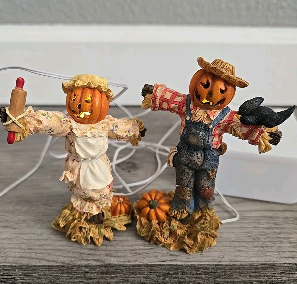 Department 56 Lighted Halloween Scarecrows Set of 2 #56.53061