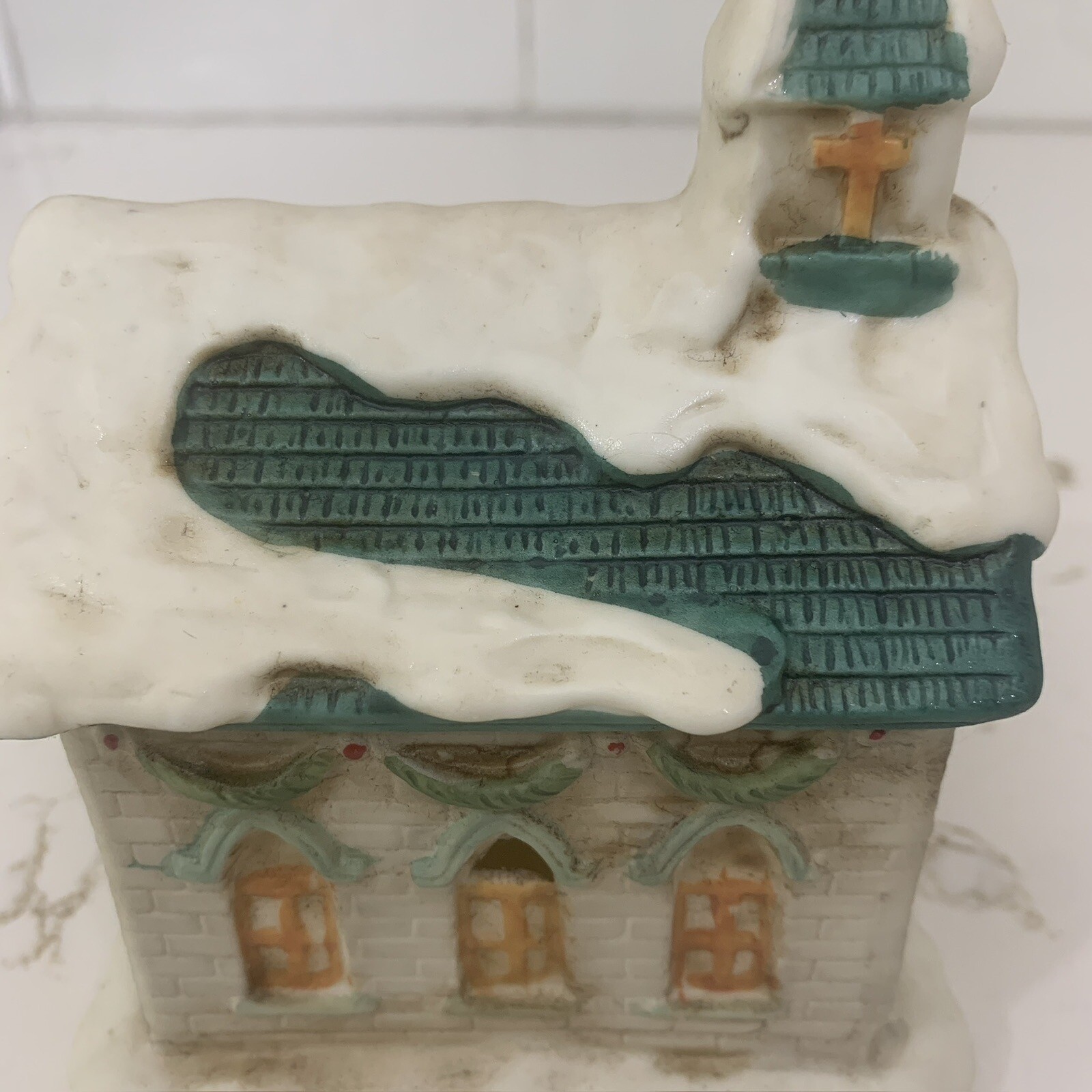 Vintage Holiday Home Colonial American Porcelain Church Christmas Village Taiwan