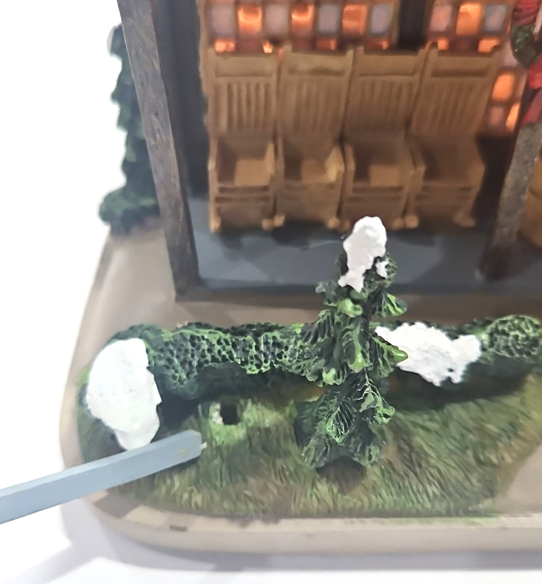 Vintage 2005 Cracker Barrel Old Country Store Christmas Village Replica with Box