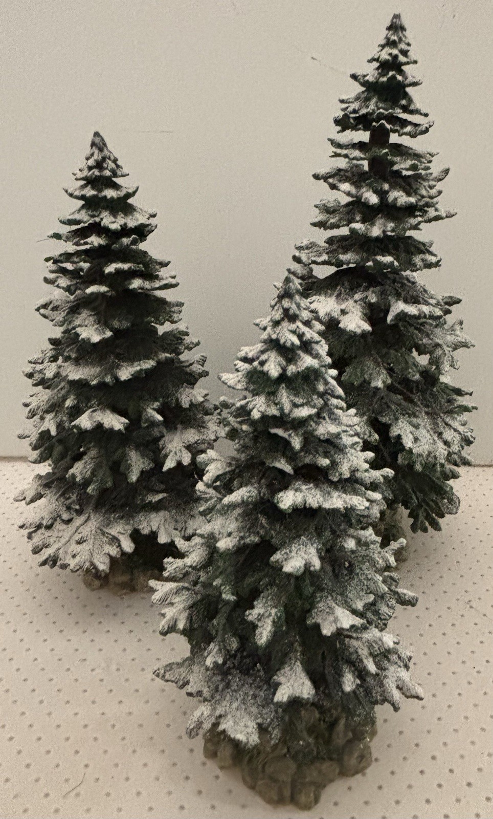 Dept 56 Village Accessory Pequot Pines (Set of 3) Trees #52818 Retired Realistic