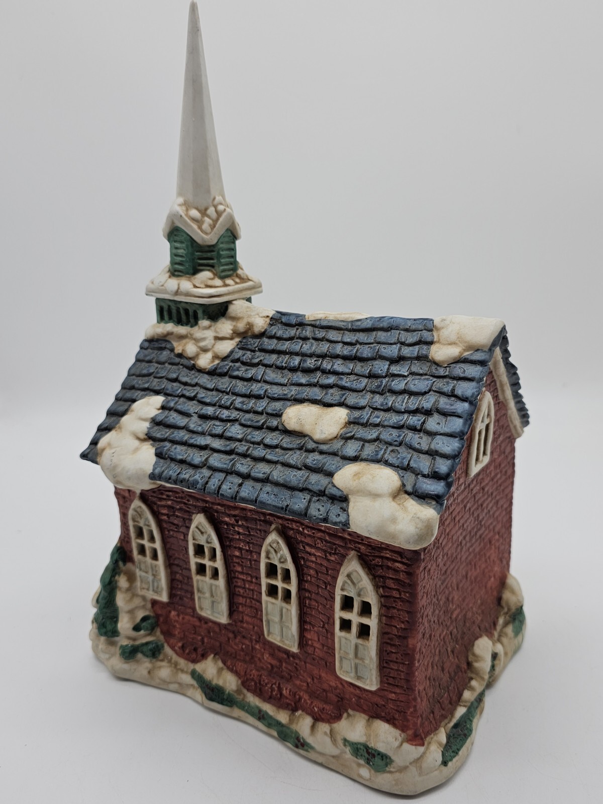 Vintage American Village Country Church Christmas Ceramic Taiwan Steeple