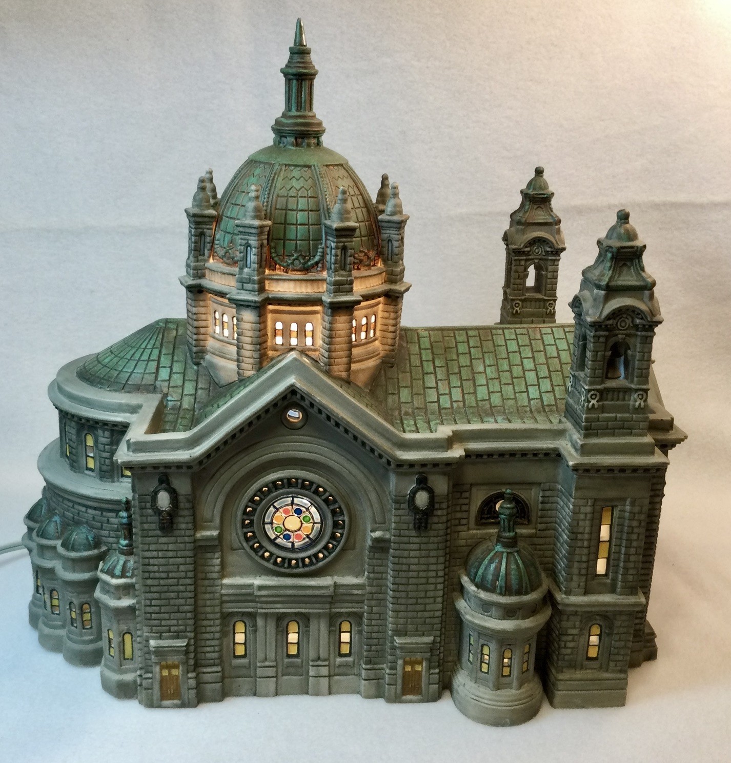 Dept 56 Cathedral of Saint Paul #58930 – Christmas in the City – Retired