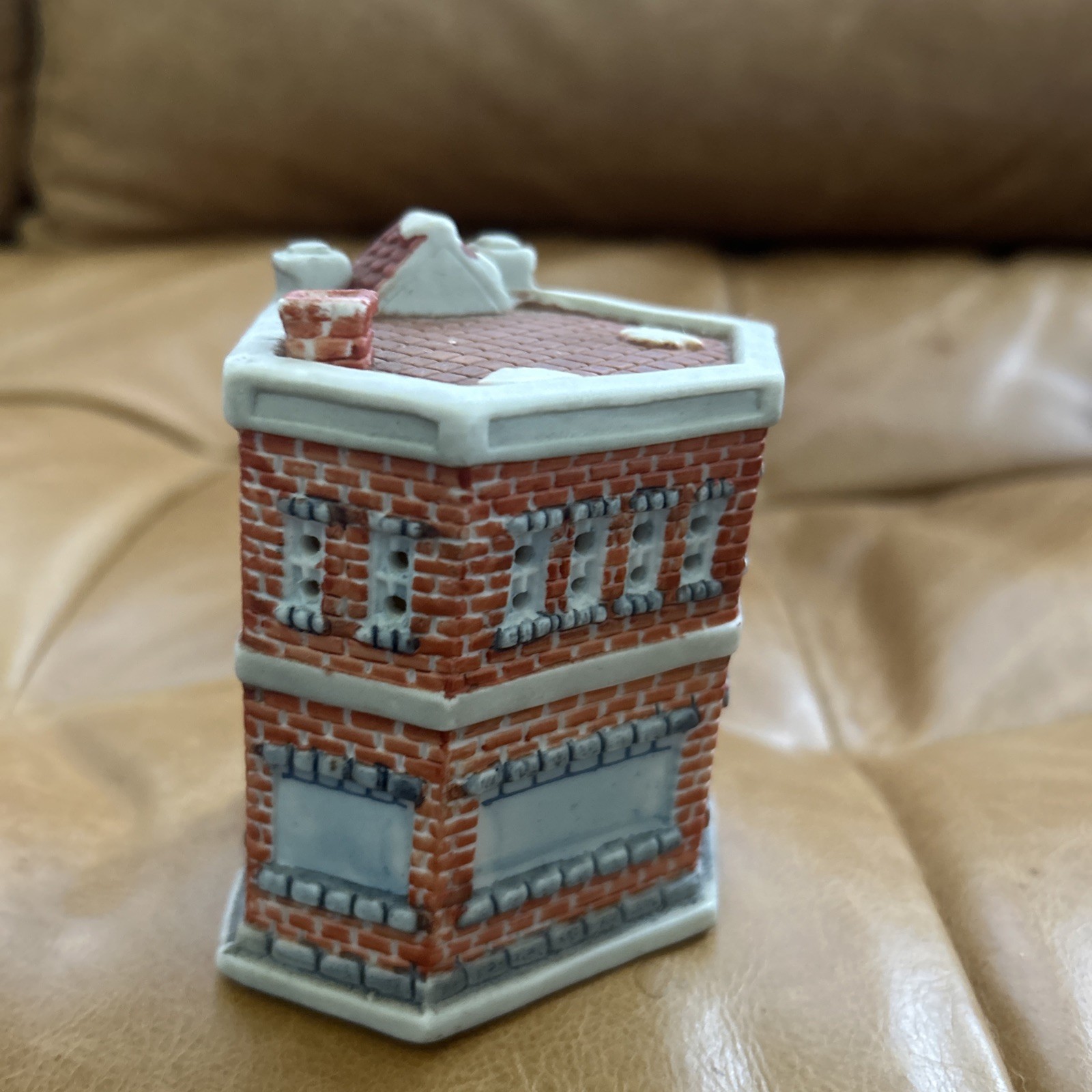 American Landmarks Collection Gem Drugs and Helig & Meyers Christmas Vtg. 1994