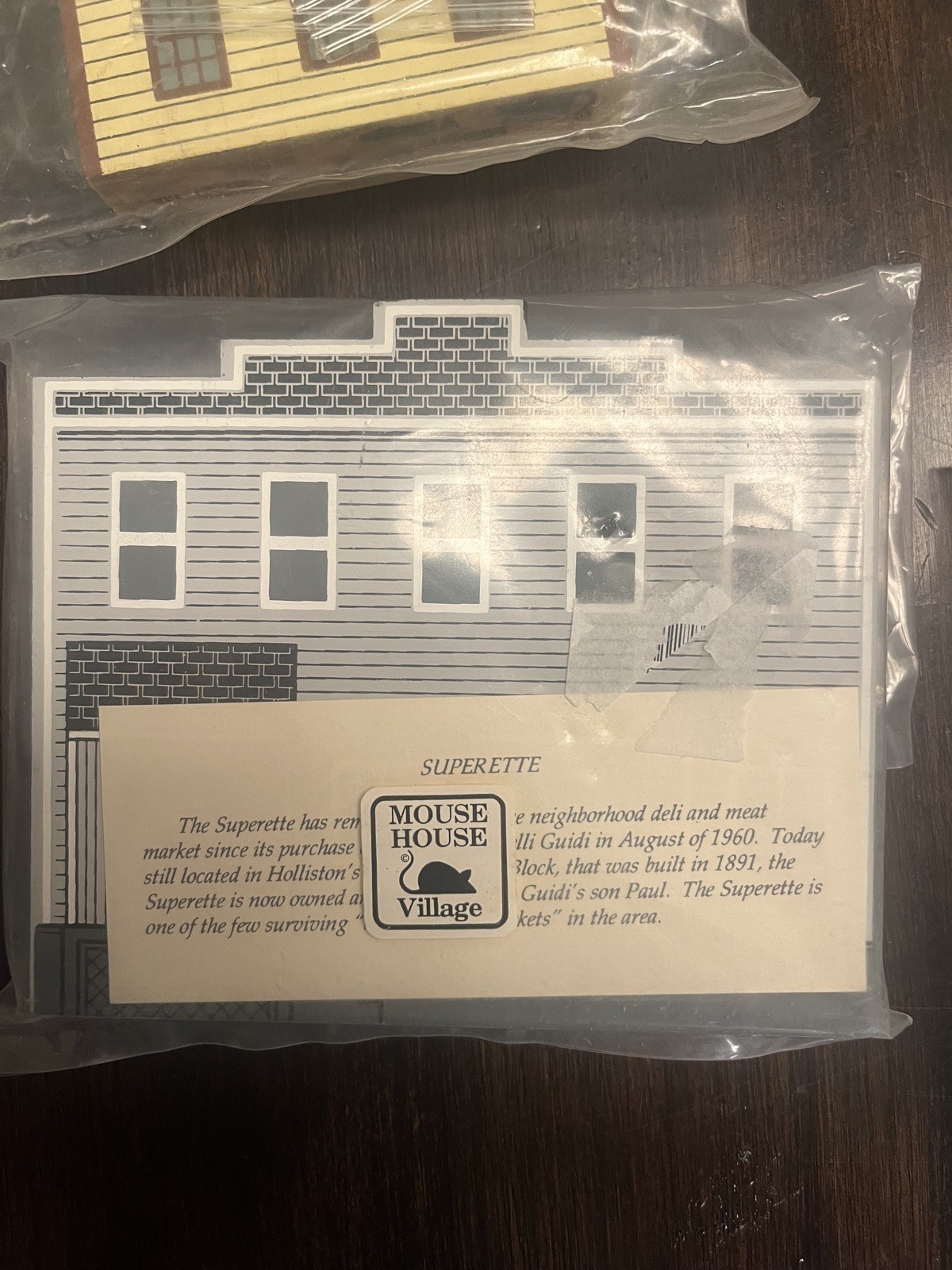 Lot of 11 Holliston Ma Superette Mouse House Village 1991