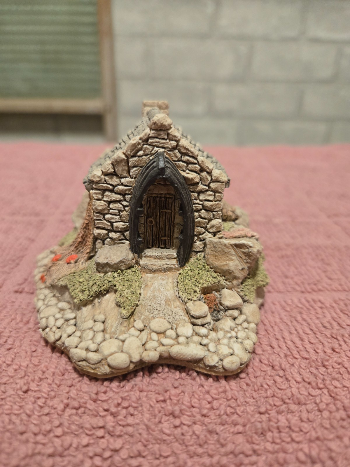 Lilliput Lane Collectible “Fishermen’s Bothy” 1990, W/DEED, original box