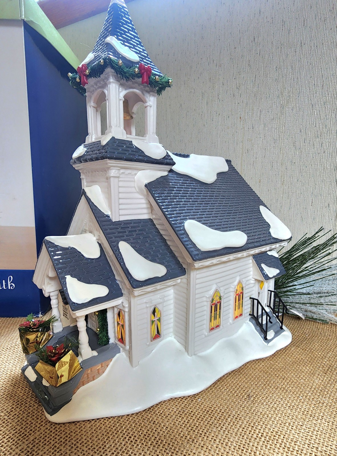 🎄Dept 56 Snow Village “Silent Night Church” Lighted &Musical – Retired 2005