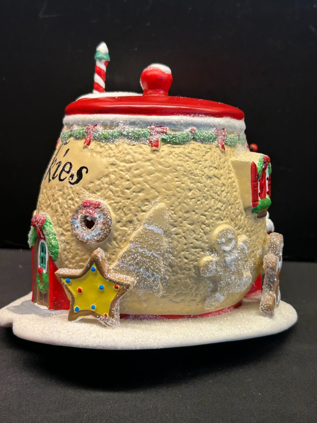 🎄🎄Dept 56 4020208 North Pole Cookie Exchange Santa’s Sweet Shop
