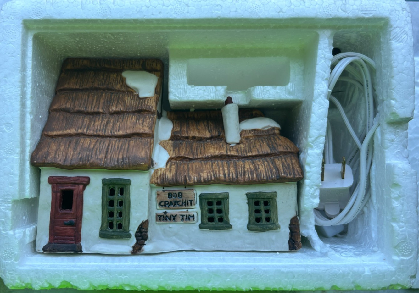 Dept. 56 “A Christmas Carol” Cottage of Bob Cratchit &Tiny Tim Village Series