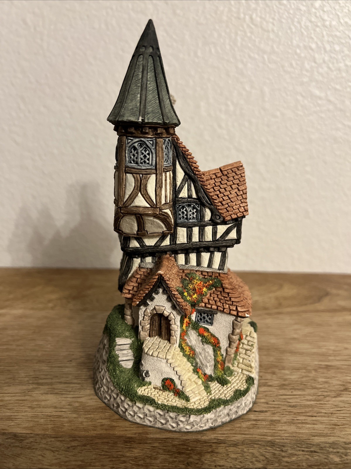 There Was A Crooked House By David Winter Resin Vintage 1986 Made In England #5