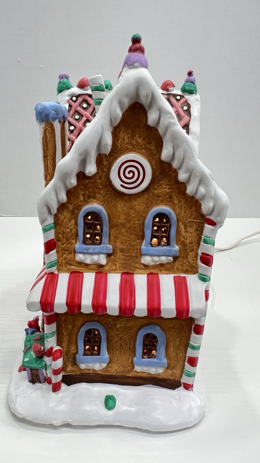 Lemax Sugar & Spice “Candy Chalet” Gingerbread House 45771 Retired NEW & RARE !