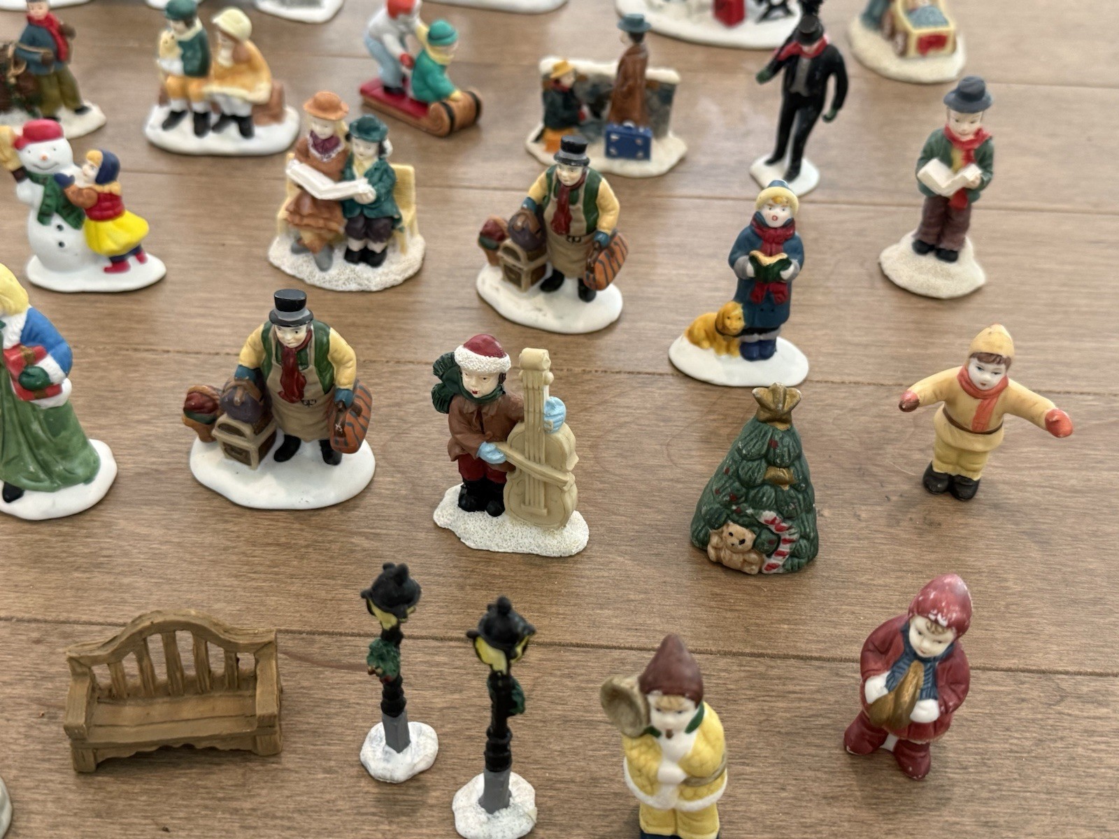 Vintage LEMAX Dept 56 House of Lloyd Figurines Christmas Village Figures Mix Lot