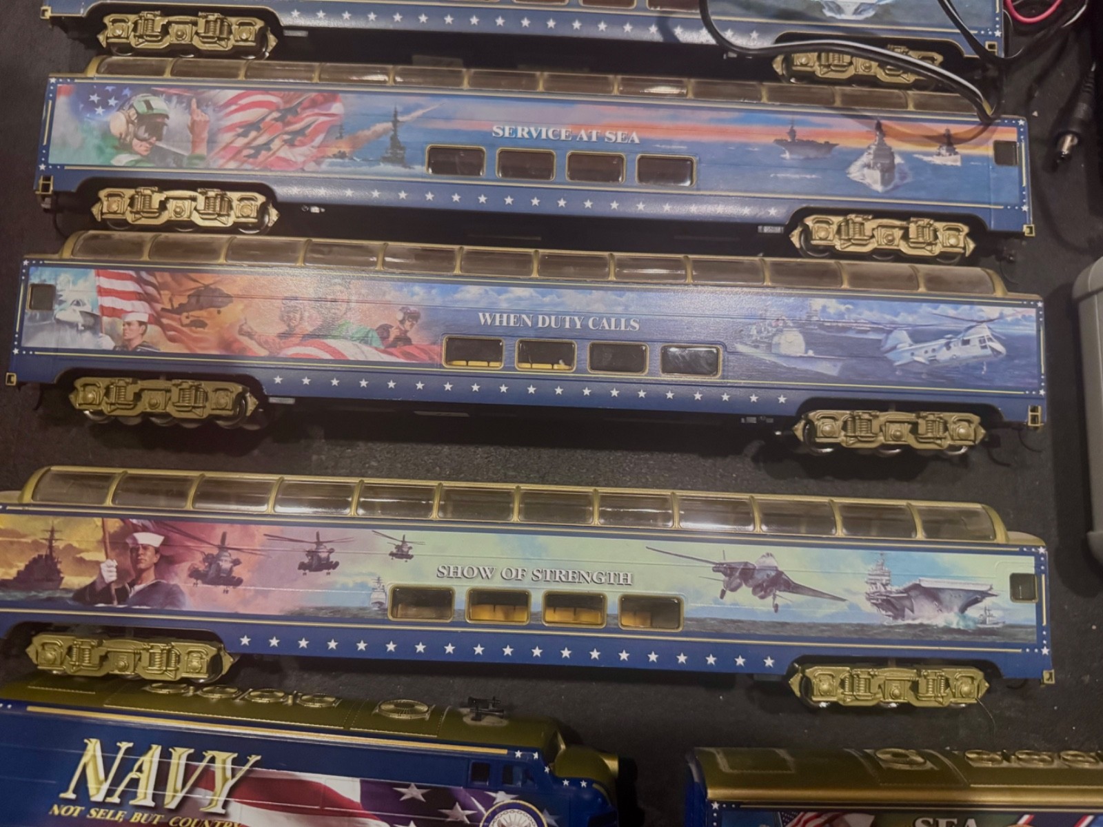 Hawthorne Village Navy Express Train set 12 piece and new tracks Scale Train
