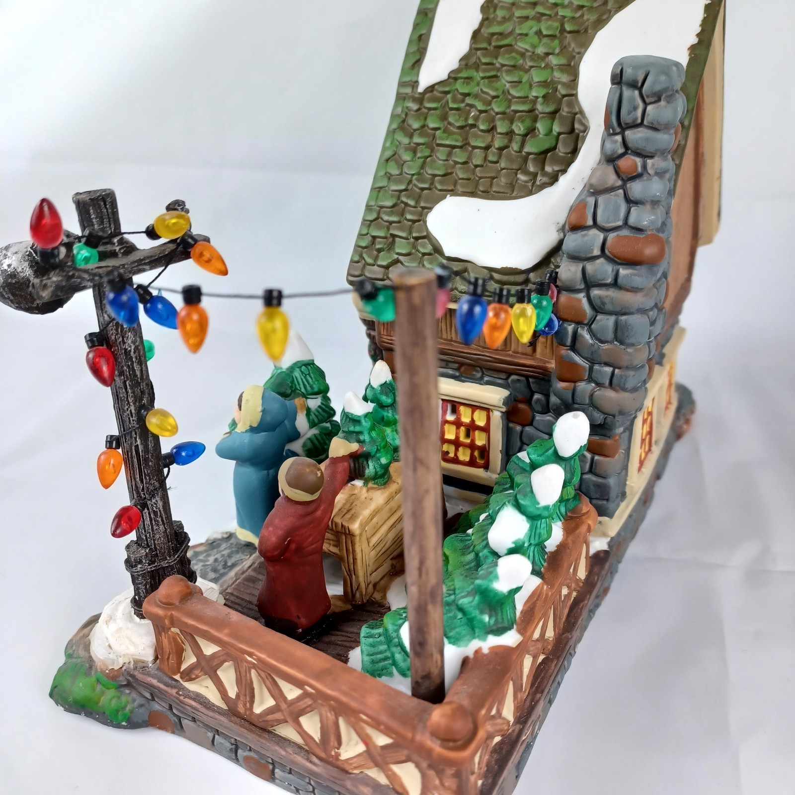 Victorian village collectibles 2001 Christmas Village Tree Seller Farm Stand