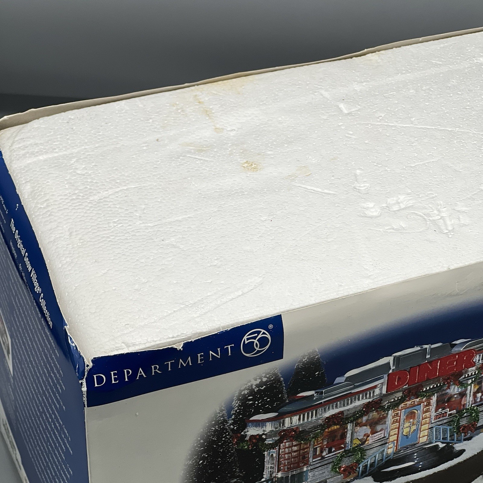 Department 56 Christmas in the City – American Diner Lighted – Mostly Works
