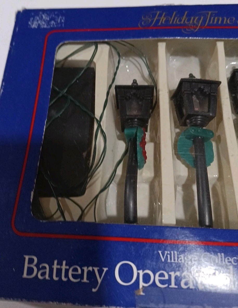 Holiday Time Battery Operated Street Lamps Lights Christmas Village Decor