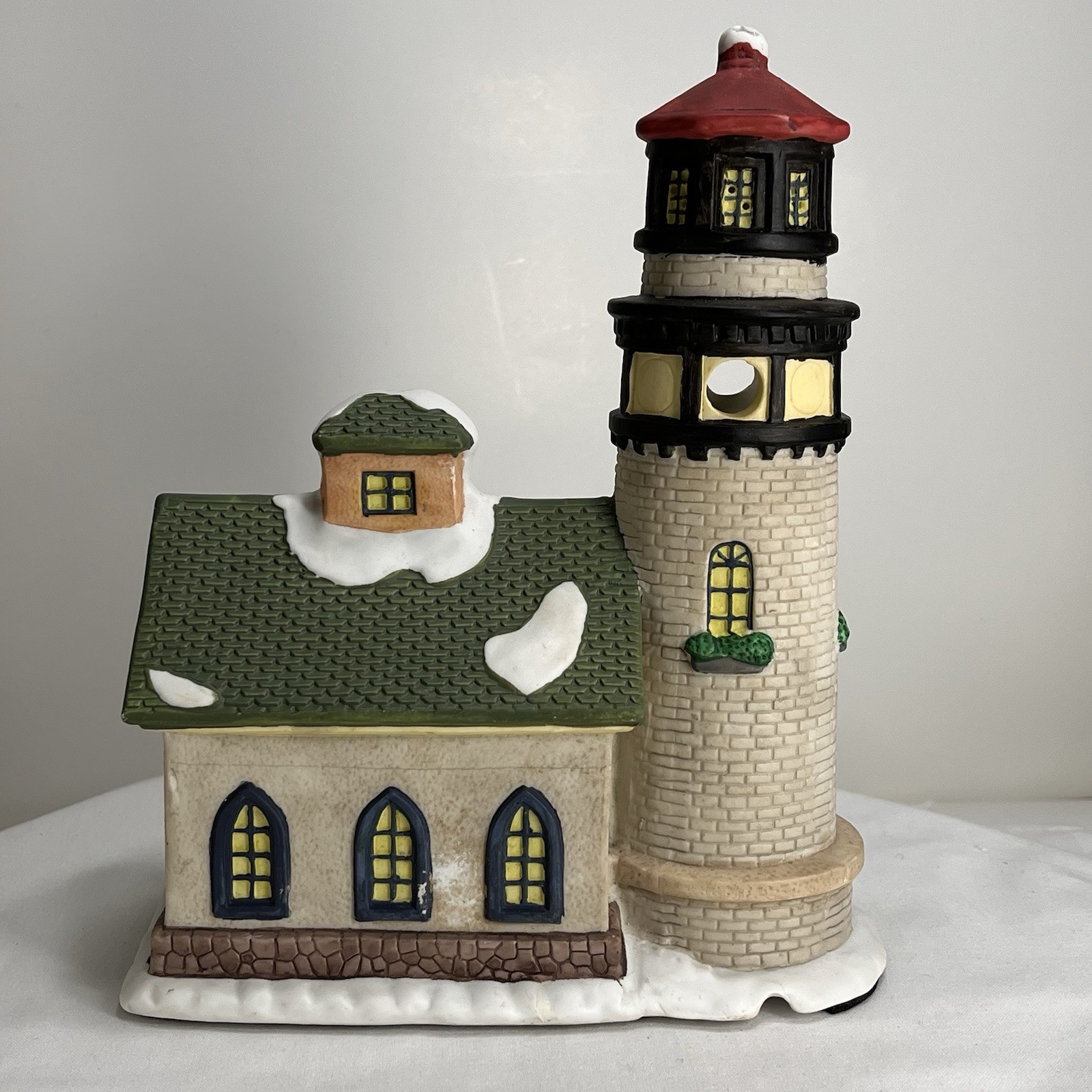 Town Square Collectibles Rocky Coast Lighthouse Lighted Village With Light Cord