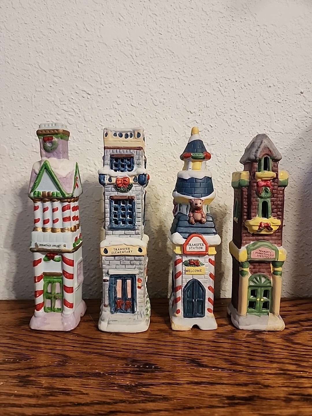 Loomco Products 4 Piece Porcelain Christmas Village 8 Inches Tall