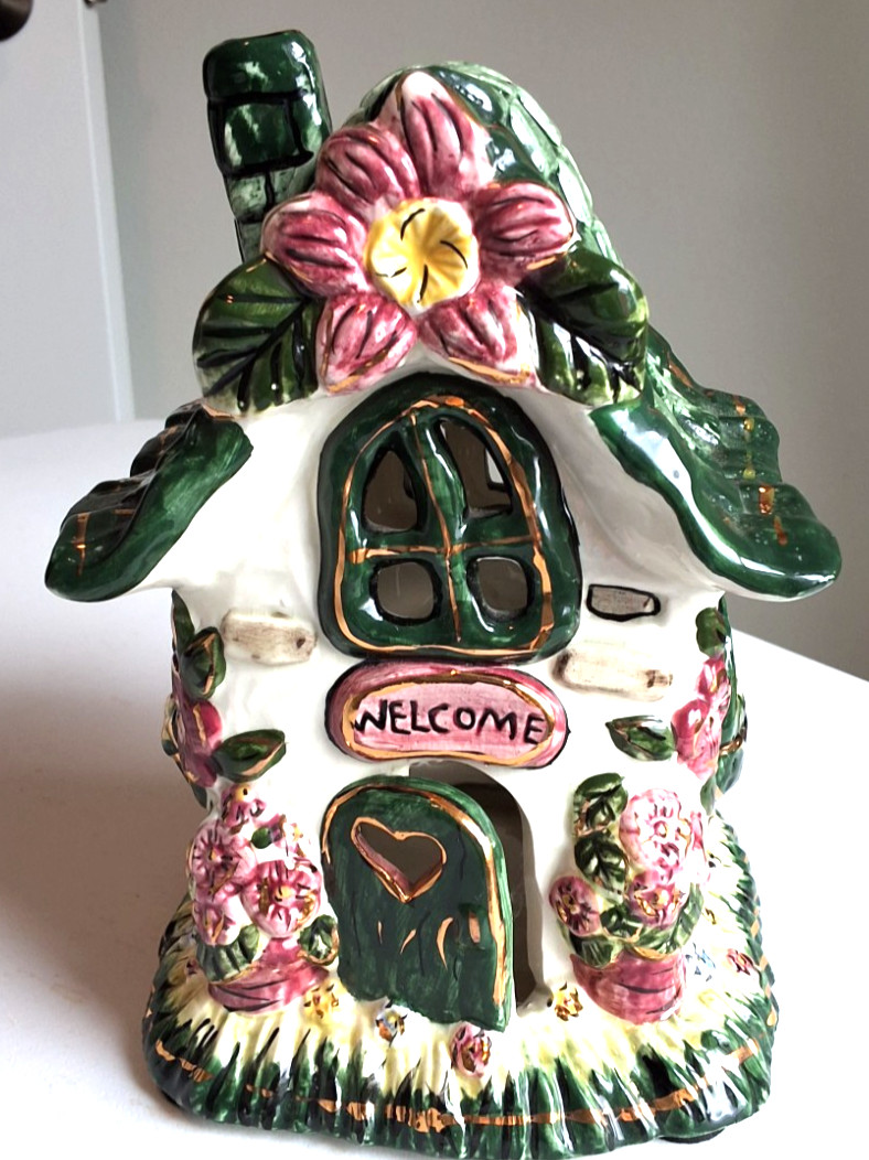 Vtg Ceramic Cottage Tea Light House “Welcome” sign Gold Accents Flowers 2001