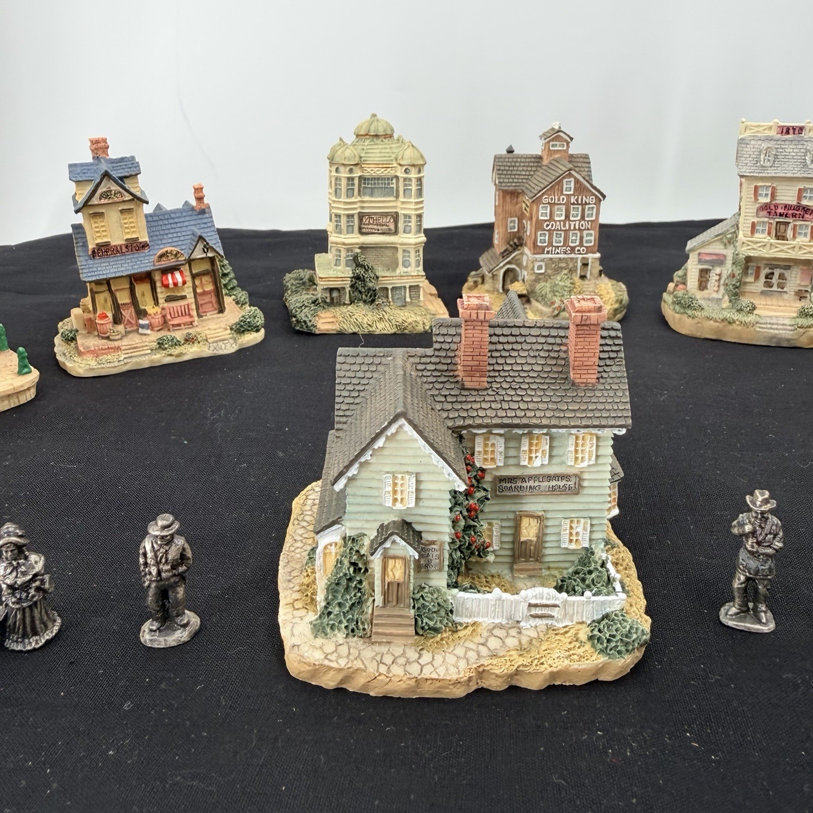10 Pc Lot Liberty Falls The Americana Collection in Boxes with Pewter Figurines