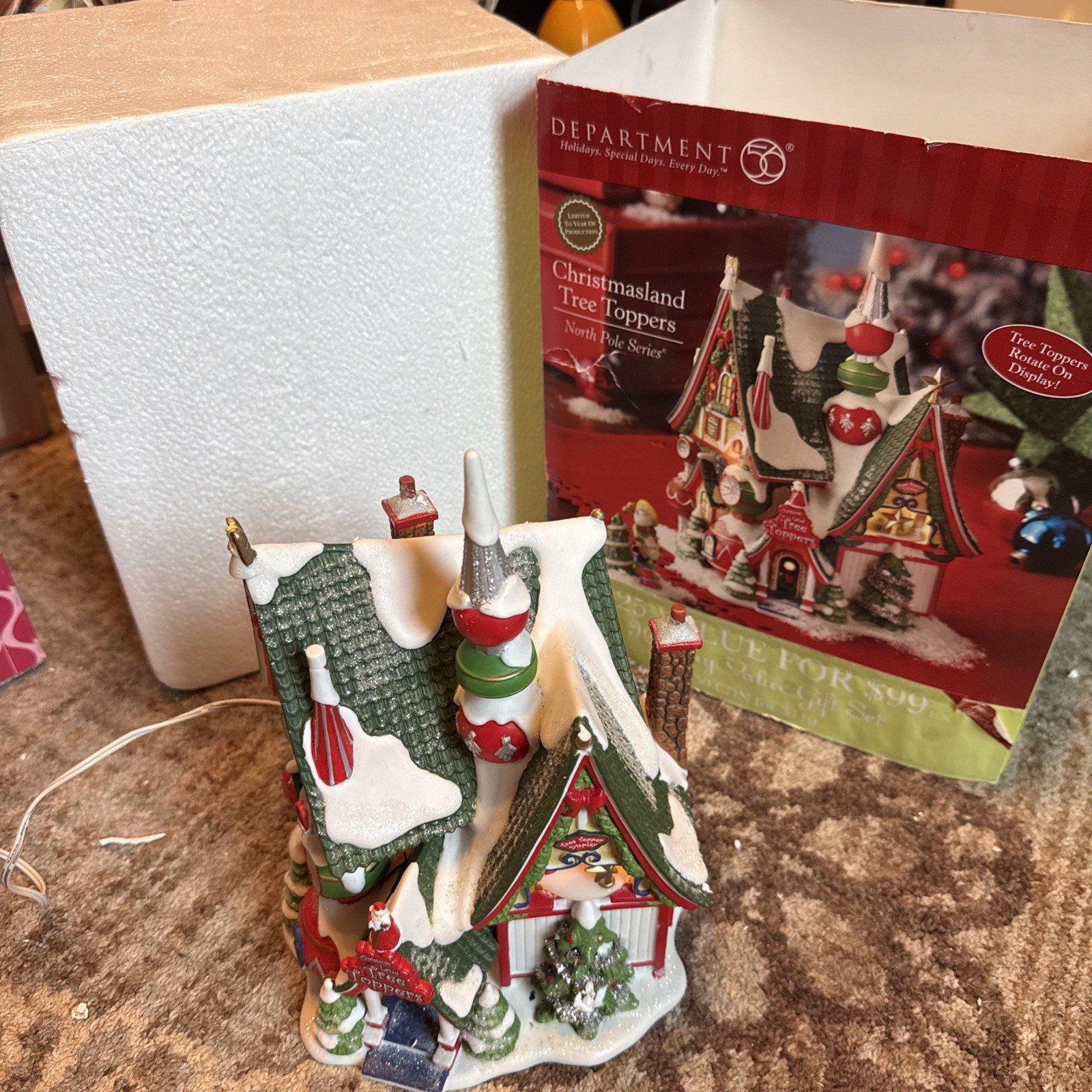 Dept 56 North Pole Series Christmasland Tree Toppers #56960 Missing Star on Roof