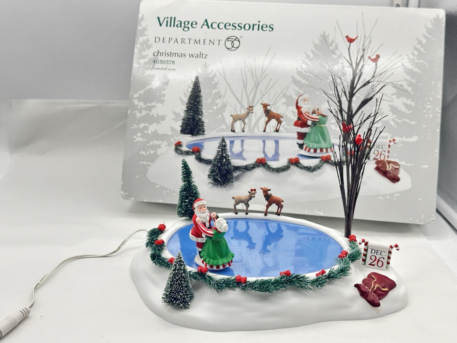 DEPT 56 NORTH POLE VILLAGE CHRISTMAS WALTZ SANTA ICE SKATING POND #4030378