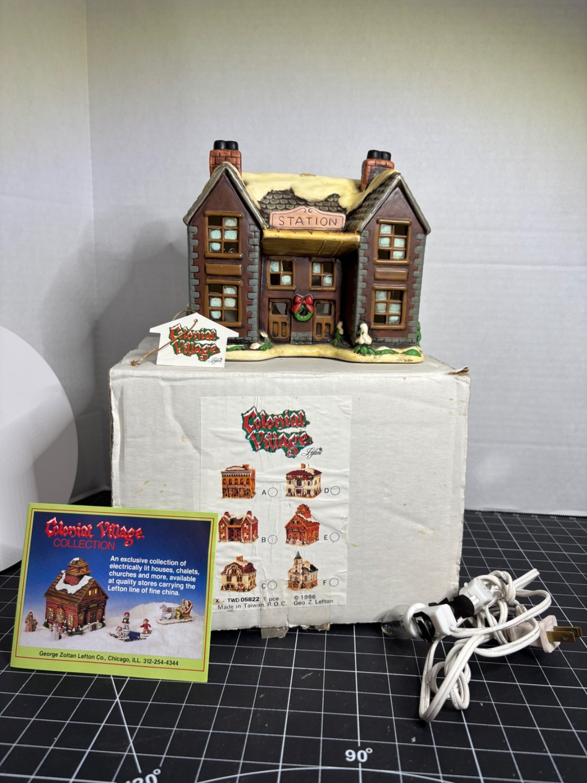 1986 Lefton Colonial Village Train Station #05822 with box and clip light