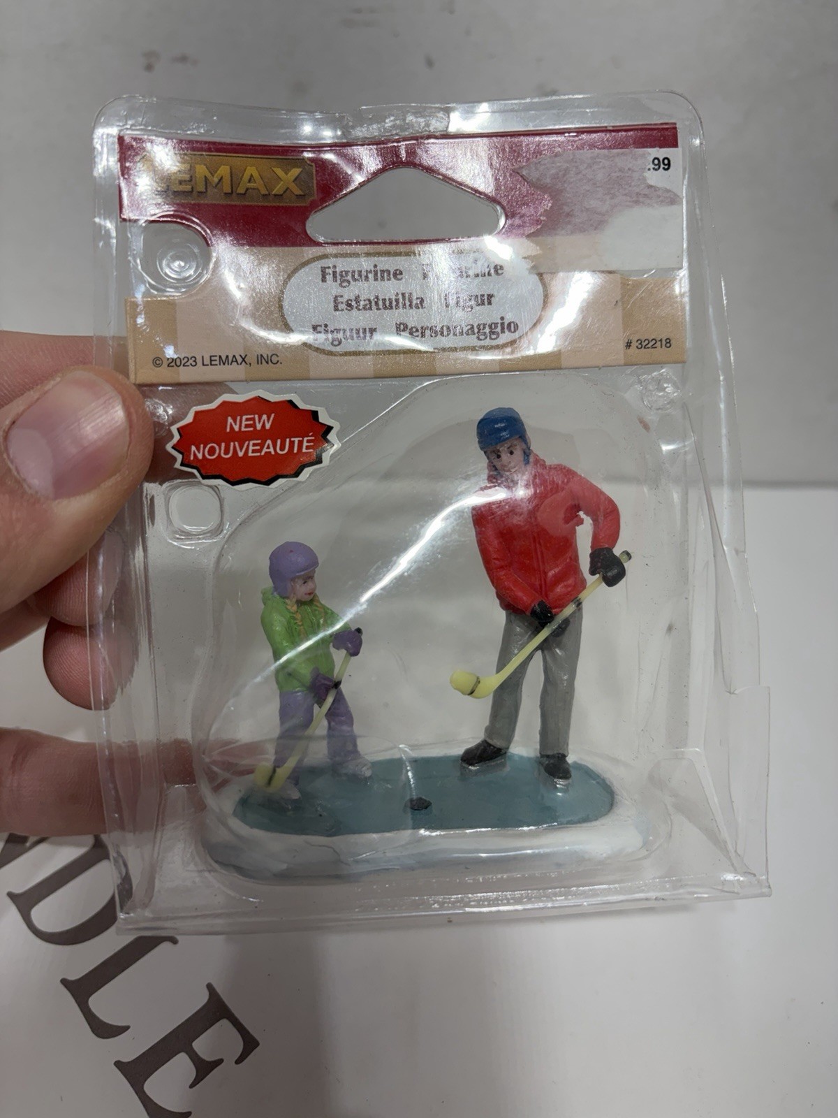 Lemax Xmas Father Daughter Practice Time 32218 Released 2023