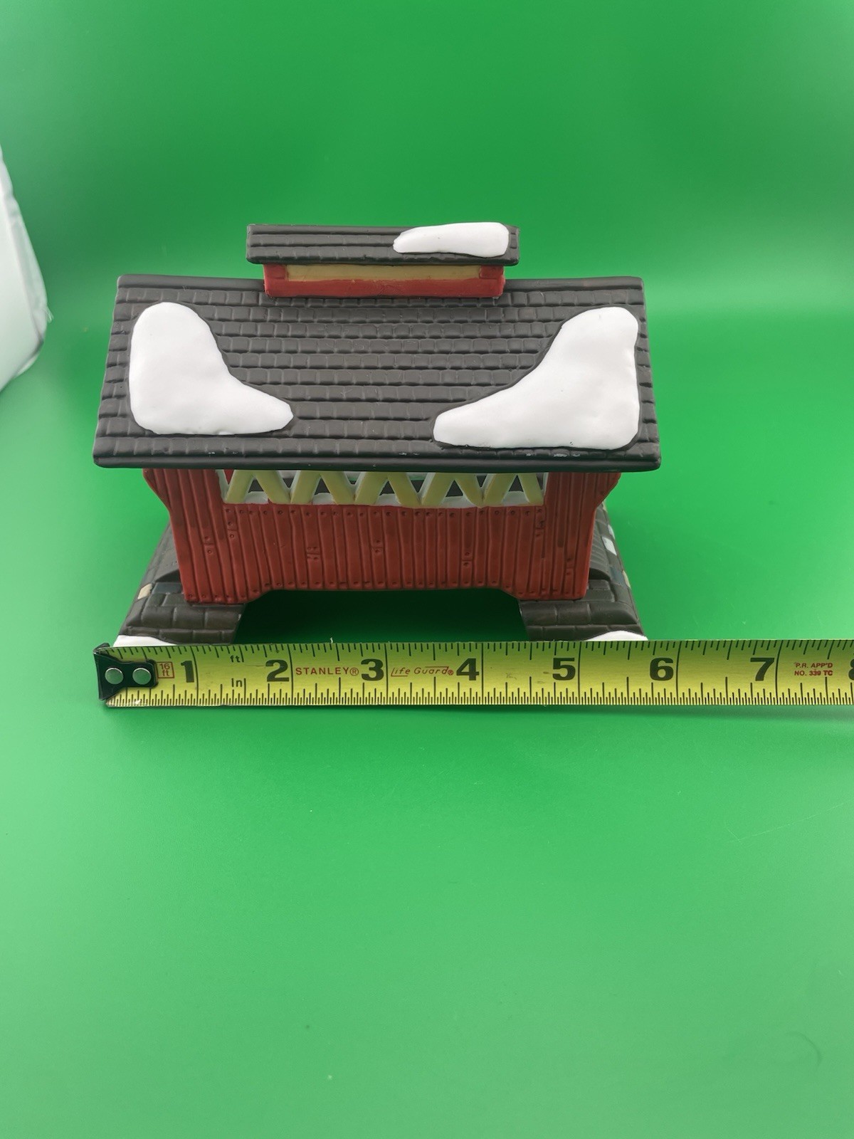 Department 56 Red Covered Bridge Heritage Village Series