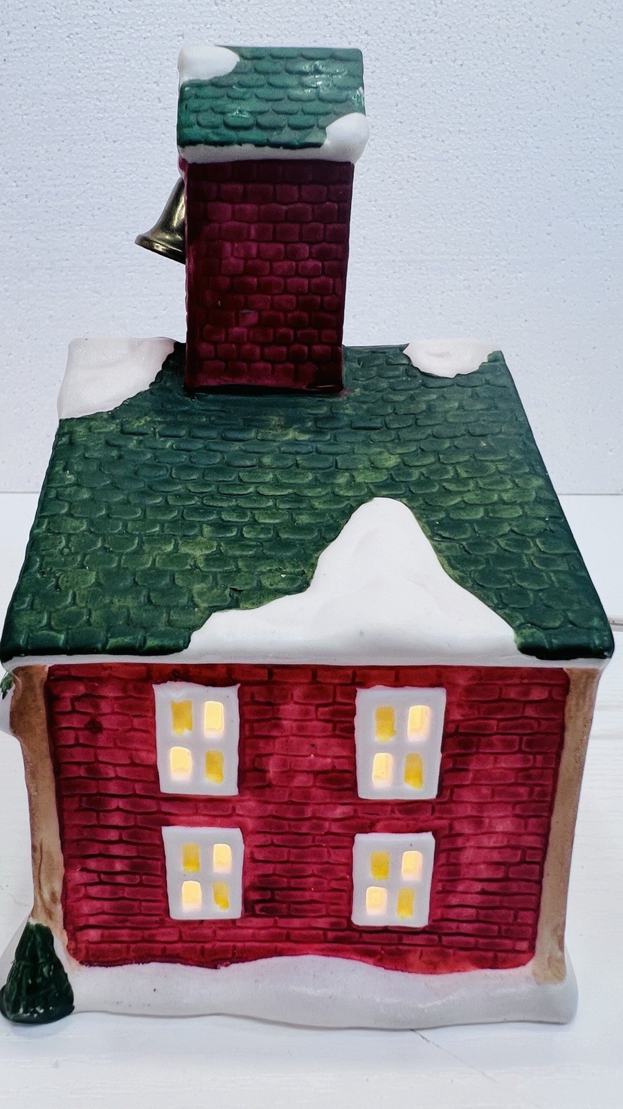 Hand Painted Porcelain Lighted House 1991 Vintage Caldor With Box
