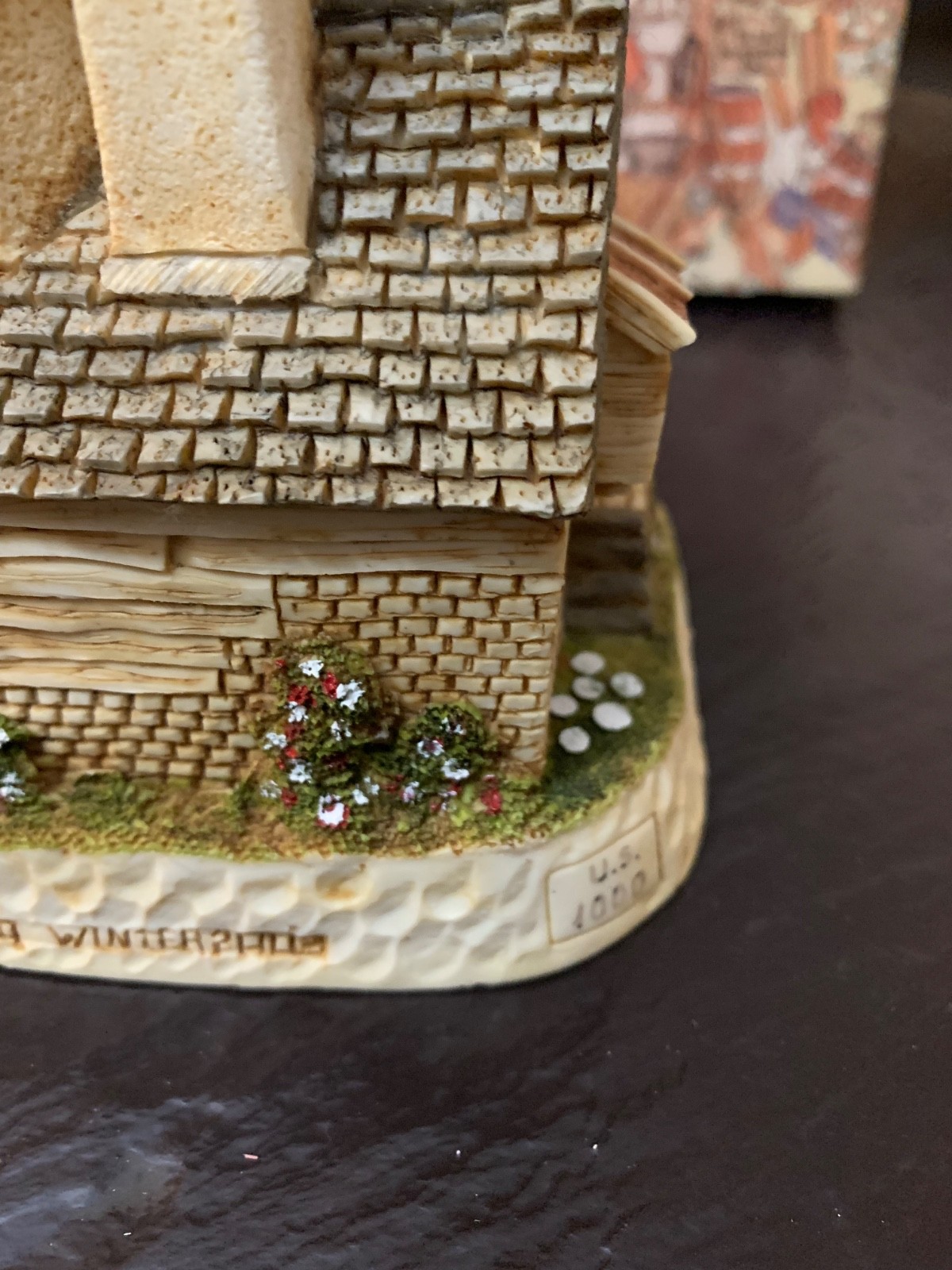 David Winter Cottage Lucy’s Nic Nicks Handmade and hand painted DWF 05 2003