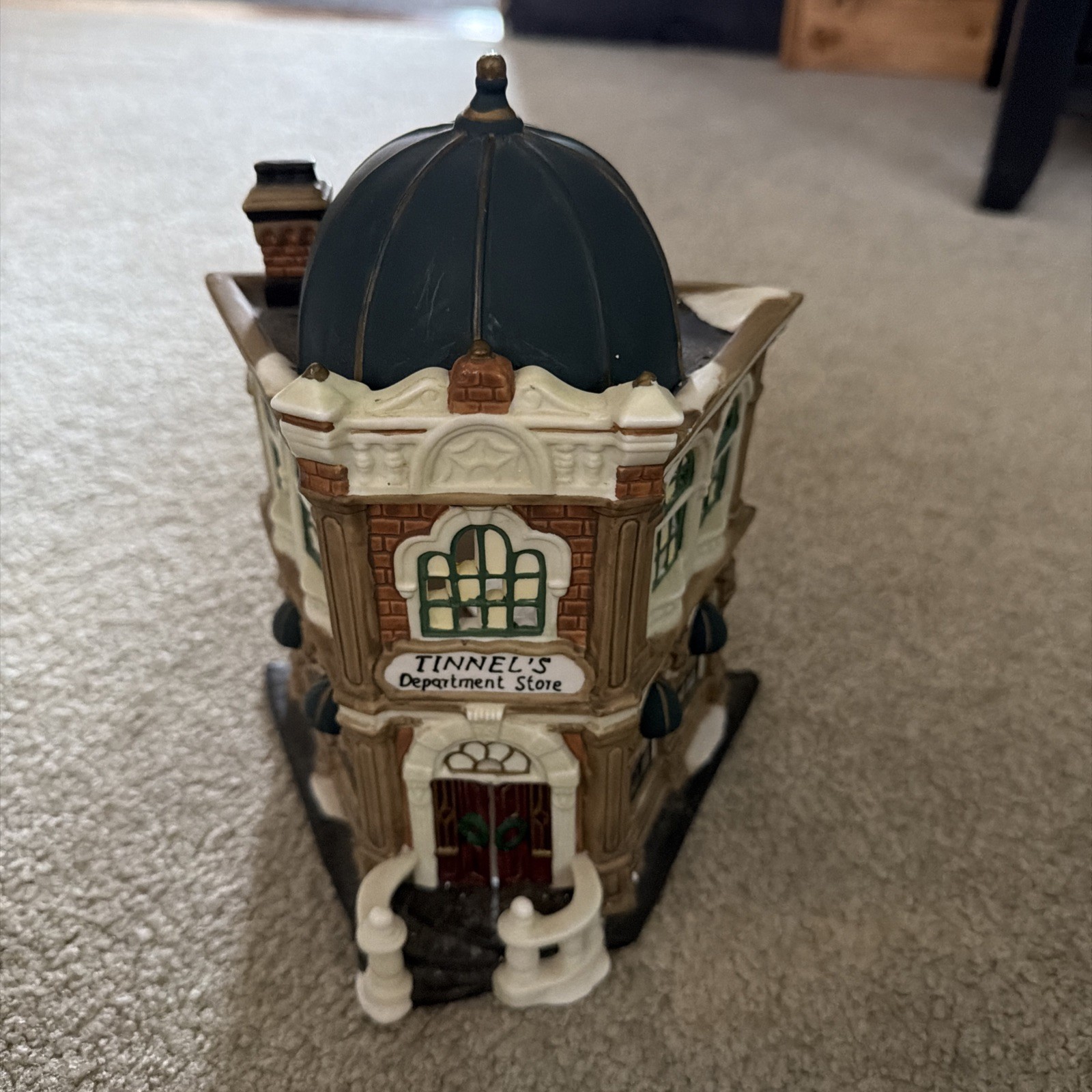 Rare Vintage Tinnel’s Department Store Ceramic Christmas Village Light-up 8.5″
