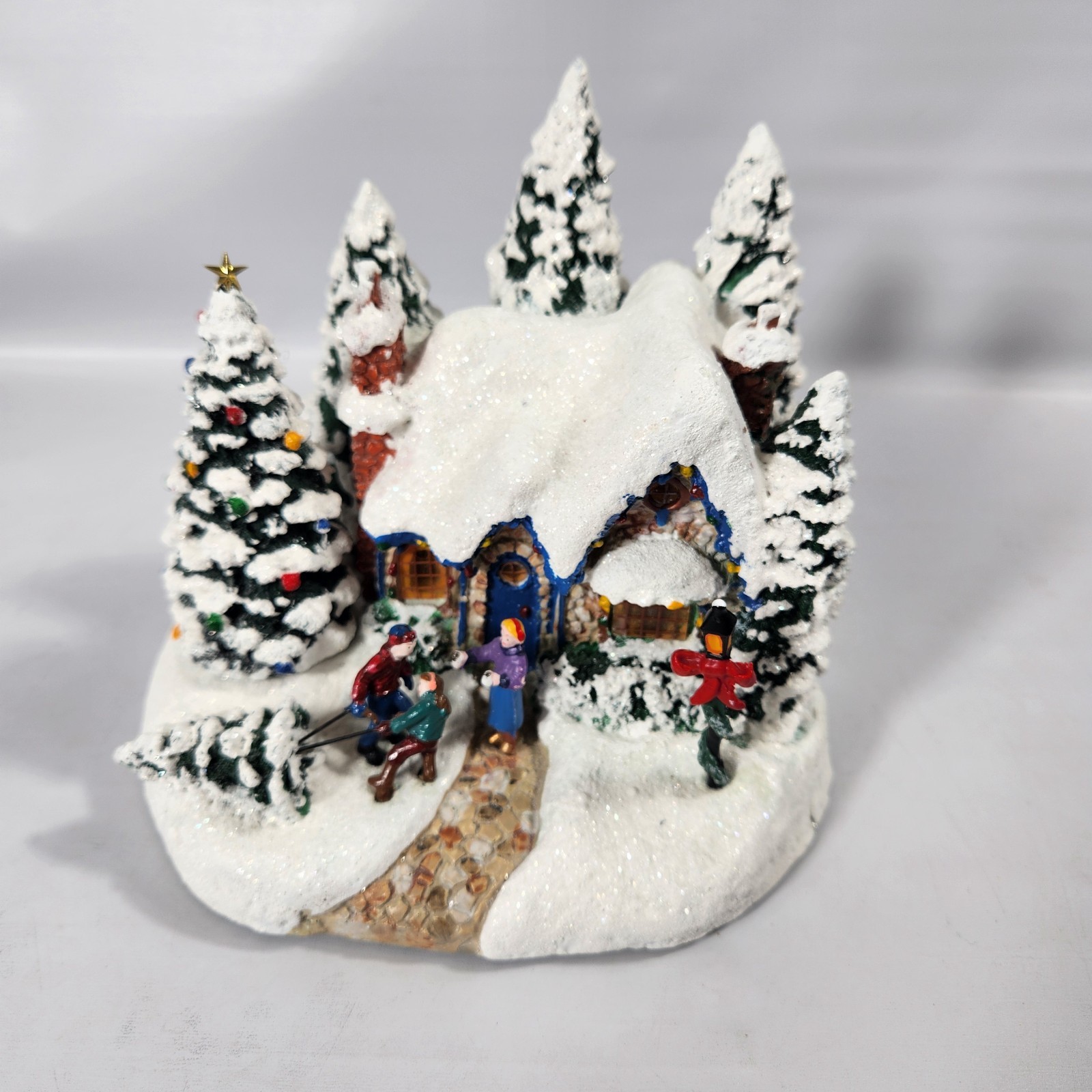 Thomas Kinkade Country Christmas Homecoming Light-Up House 2015 Teleflora