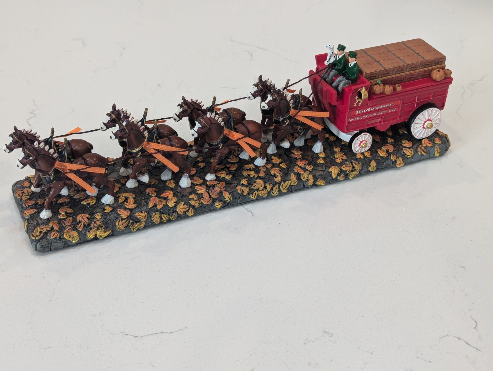 Hawthorne Village Budweiser Clydesdales Autumn Masterpiece 2018 Pristine!!